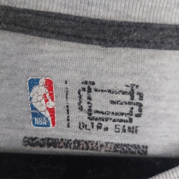 TORONTO raptors long sleeve - Picture 3 of 3